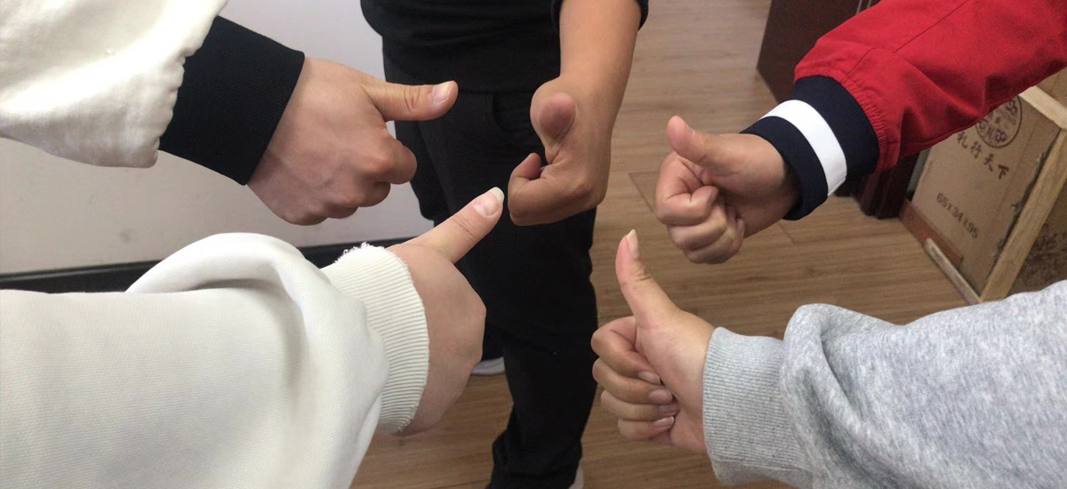 管家式服務(wù)，定期回訪(fǎng)